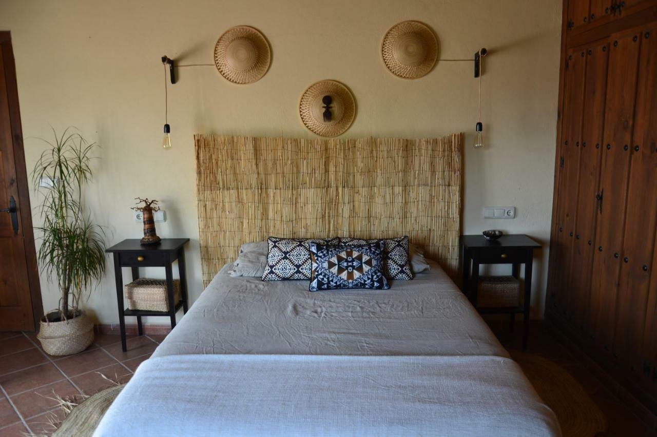 The African House Bed and Breakfast Tolox Eksteriør billede